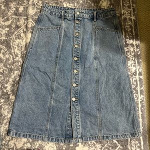 Old navy skirt